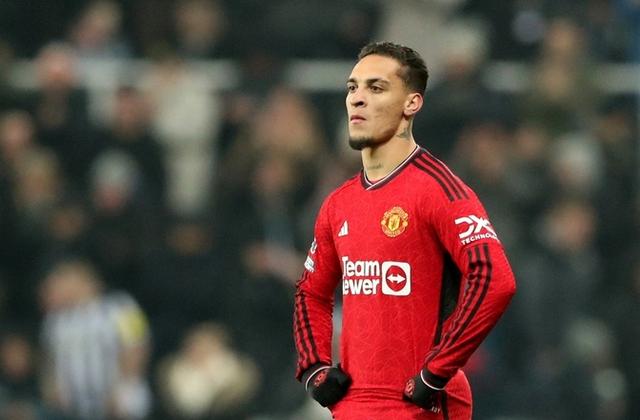 aoa体育官网-包含那不勒斯新援首秀表现出色，或成为球队新希望的词条