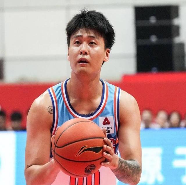 包含施瓦岑贝啦尔莱齐尼格取得主场连胜,实力证明无误的词条 包含施瓦岑贝啦尔莱齐尼格取得主场连胜,实力证明无误的词条