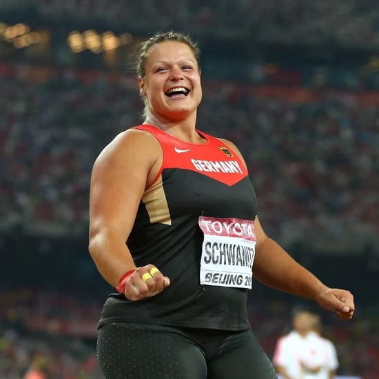 德国田径选手力压群雄,夺得金牌殊荣(德国田径运动员alica schmidt) 德国田径选手力压群雄,夺得金牌殊荣(德国田径运动员alica schmidt)