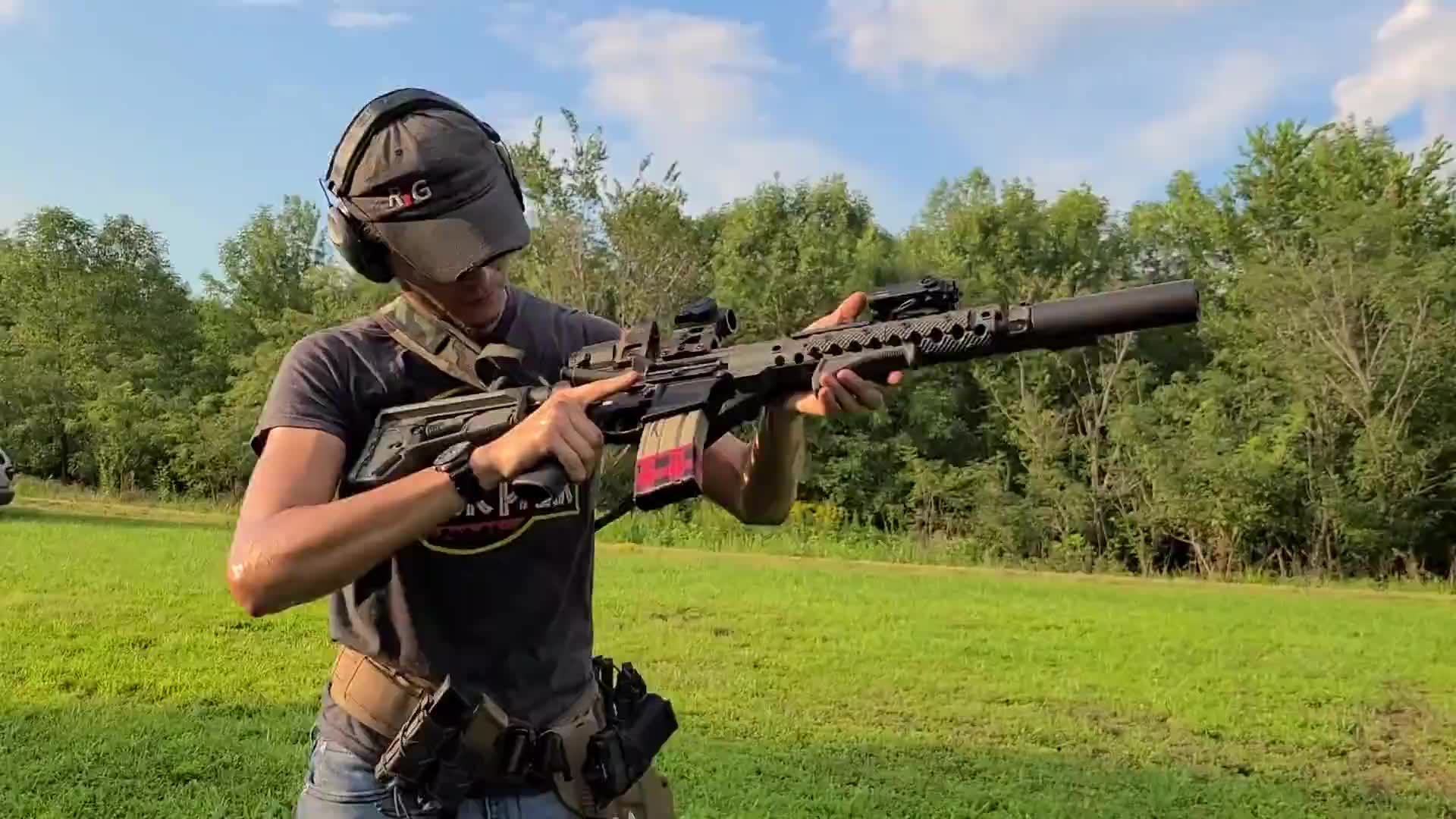 恩菲尔德战术调整,关键球员或将首发出战 恩菲尔德战术调整,关键球员或将首发出战