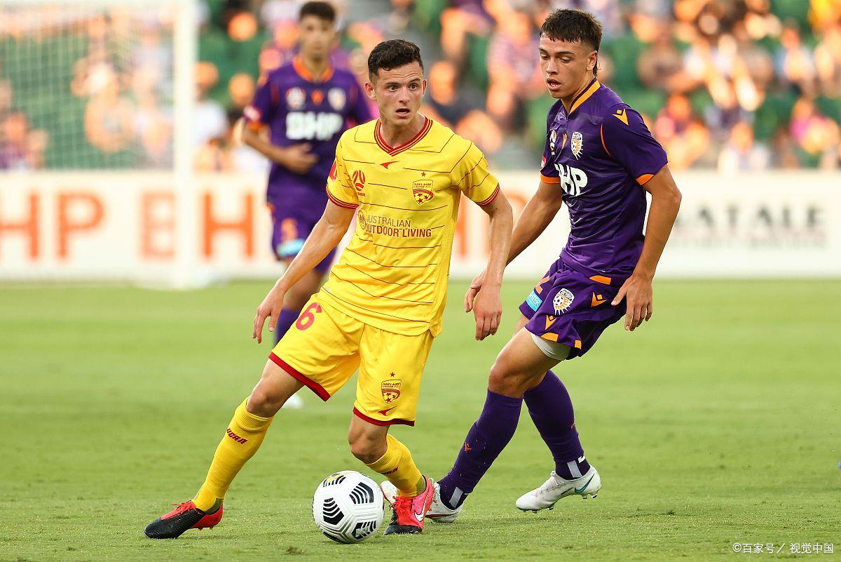 西悉尼流浪者中场大将伤愈复出,战蒙特雷阵容稳固 西悉尼流浪者中场大将伤愈复出,战蒙特雷阵容稳固