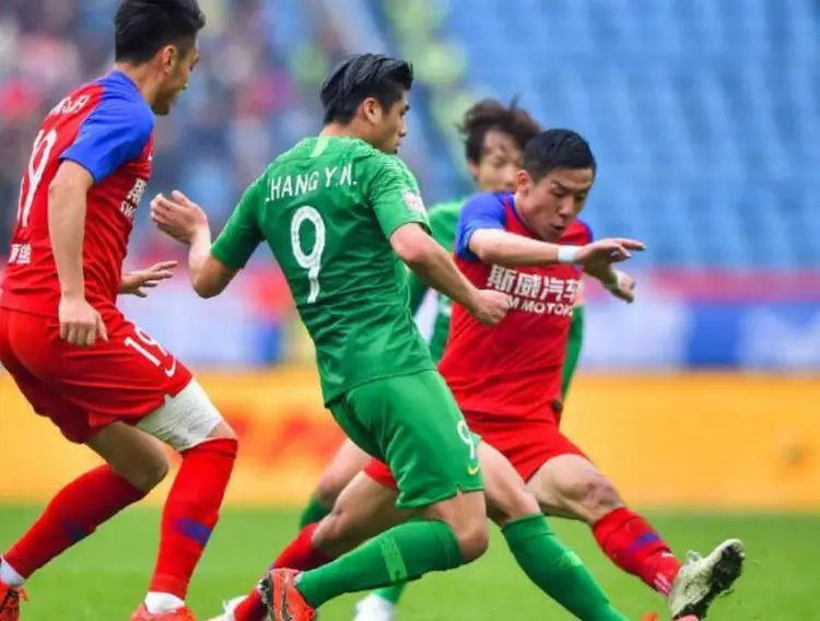 aoa体育直播-国安主场逼平重庆力帆，积分如均衡