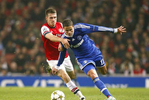 aoa体育活动-沙尔克04遭受连败，陷入保级危机的简单介绍