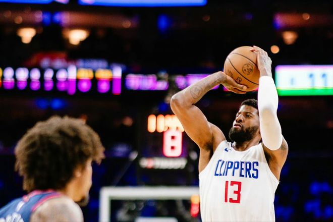 关于快船胜太阳,哈雷尔与乔治扬起西部第四风景的信息 关于快船胜太阳,哈雷尔与乔治扬起西部第四风景的信息