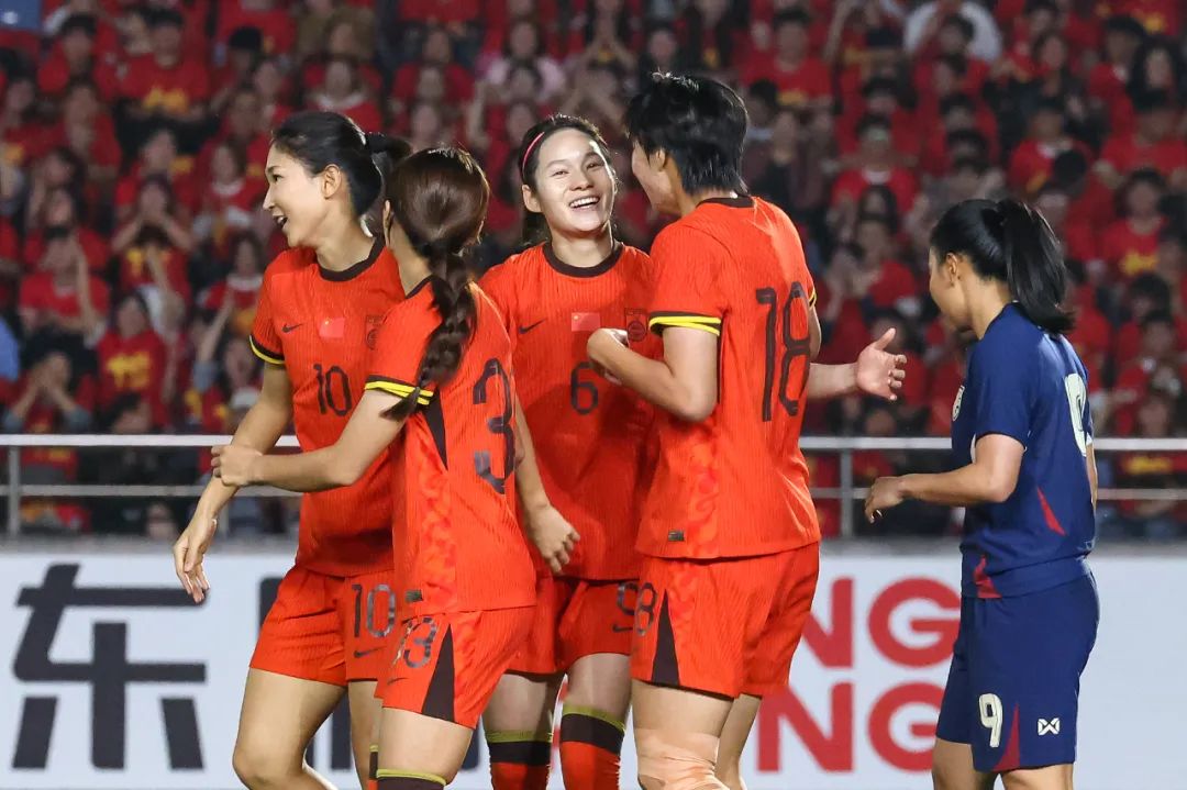 中国女足备战亚洲女足锦标赛，抢先崭露头角的简单介绍