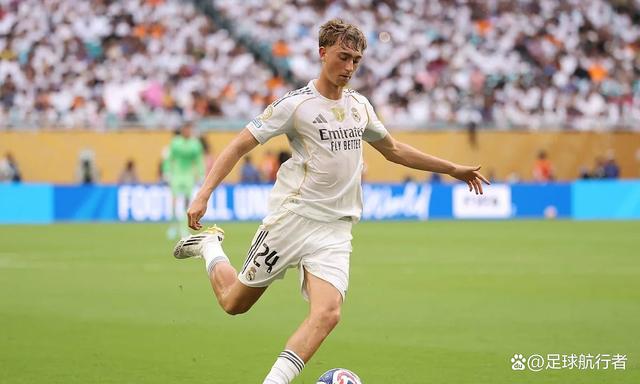 aoa体育官网-荷兰国家队后卫遭遇禁赛，球队状态下滑