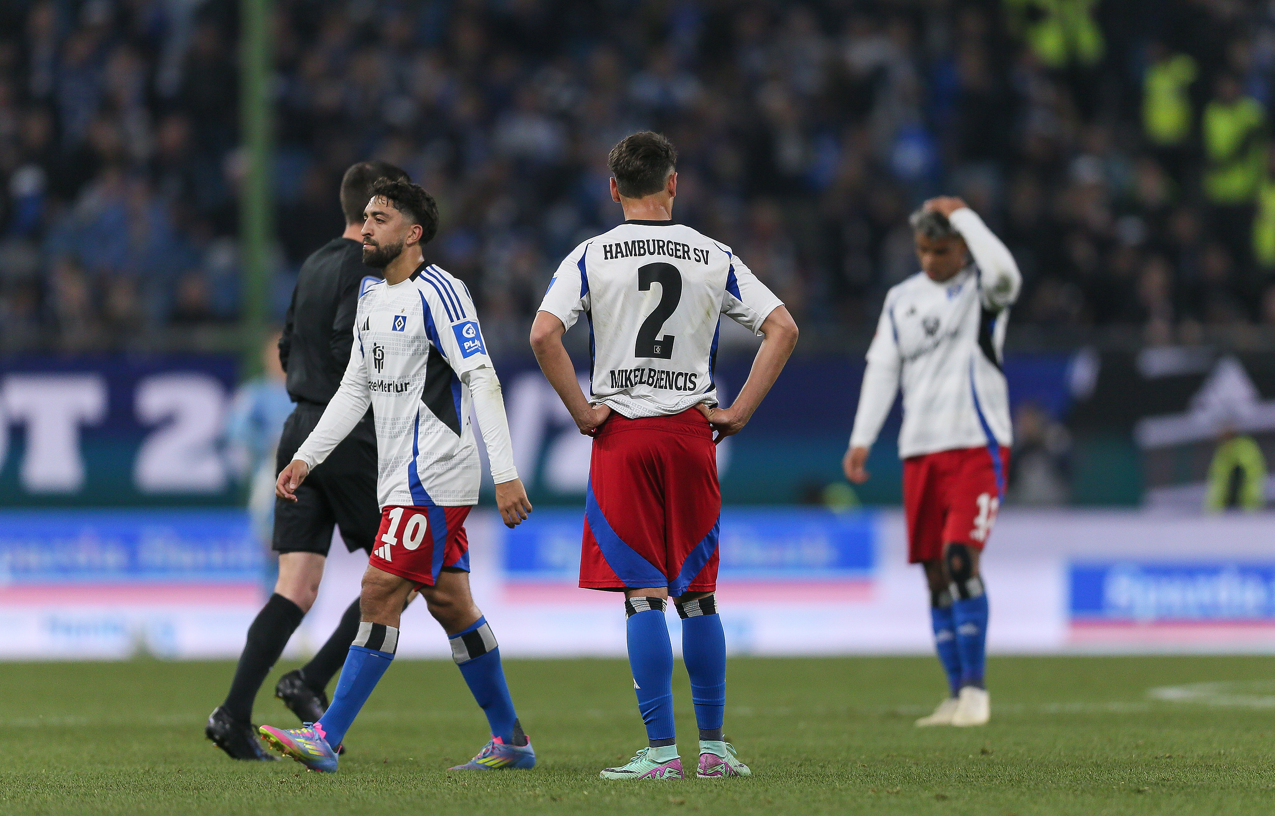 沙尔克接连失利保级压力加大 沙尔克接连失利保级压力加大