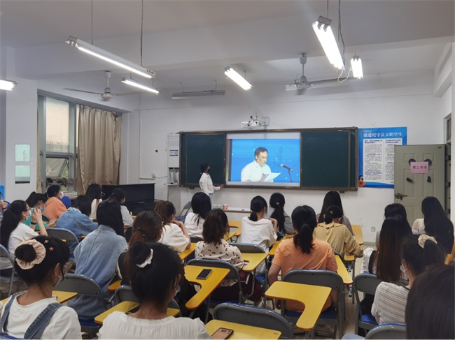 aoa体育官网-激动人心的胜利引发热烈讨论