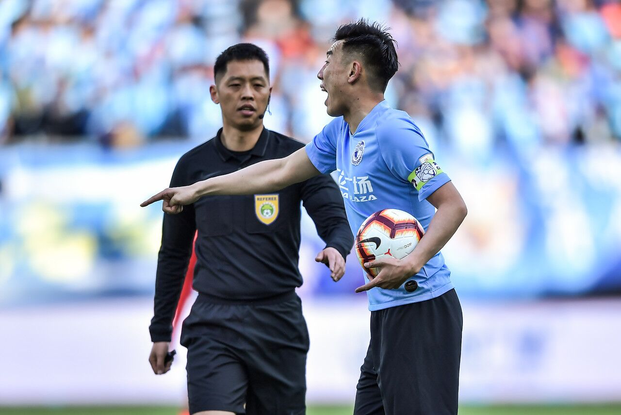 华沙被罚款，多名球员因黄牌停赛