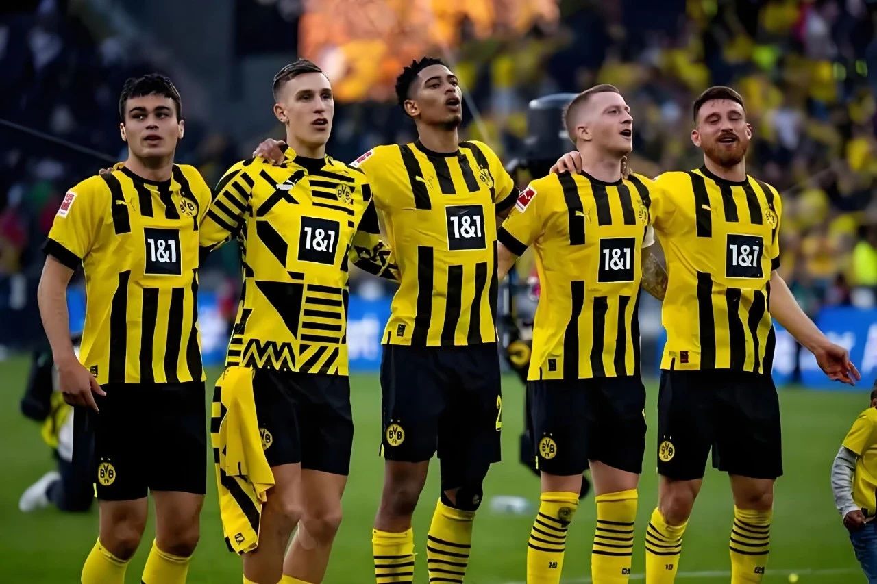 多特蒙德快速反击,击败对手获胜 多特蒙德快速反击,击败对手获胜