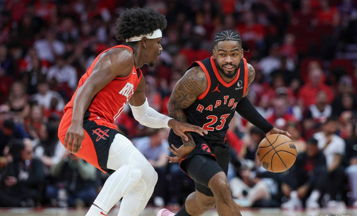 包含猛龙队员连番进攻，力克对手的词条